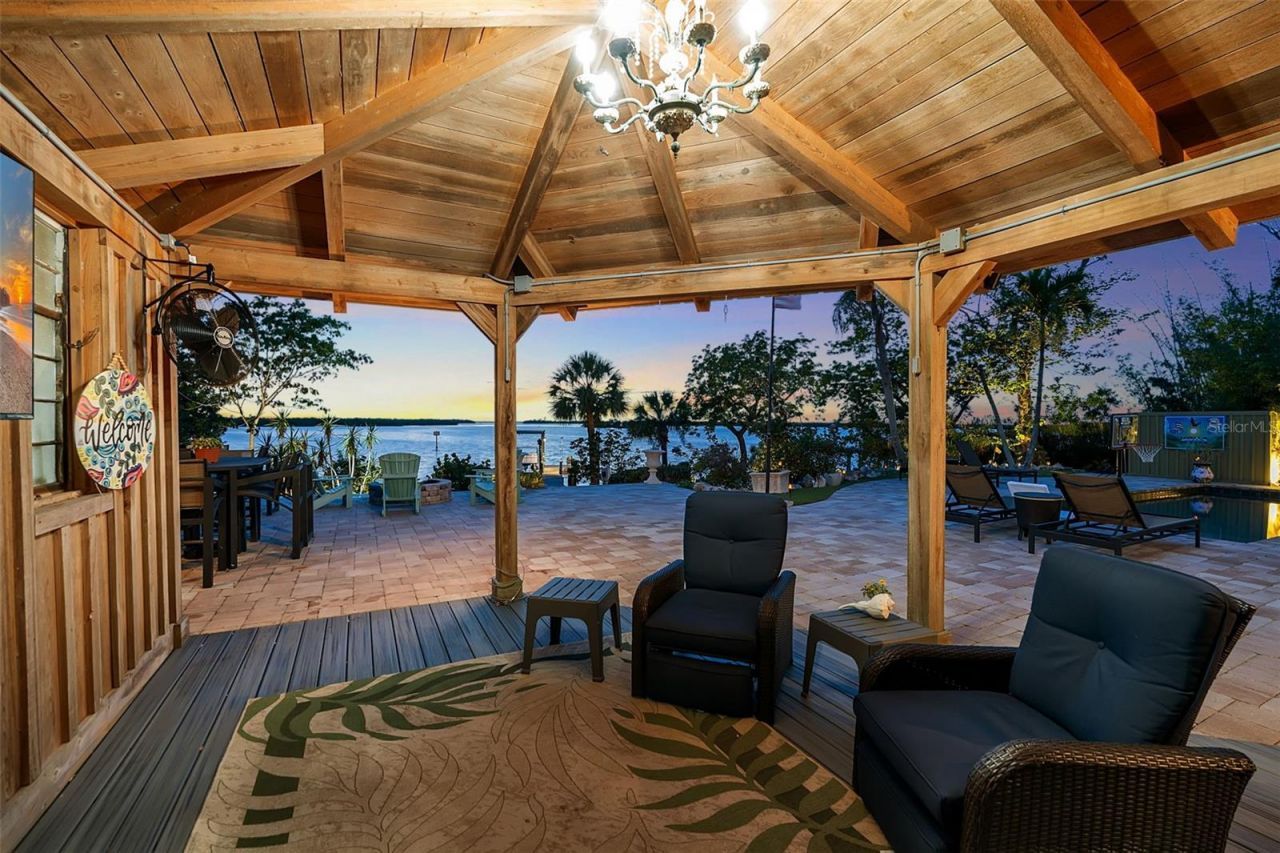 70 Mound Place, Terra Ceia, FL 34250 Photo