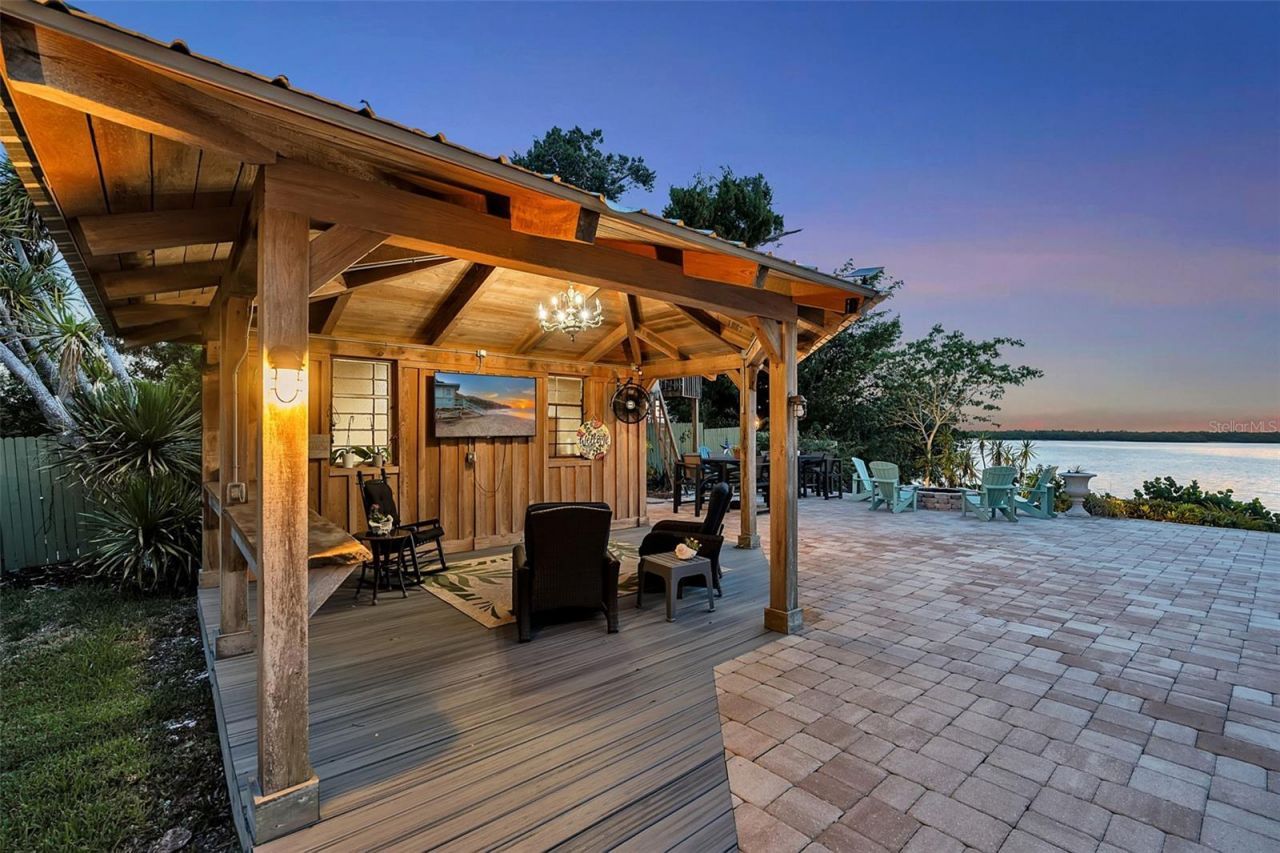 70 Mound Place, Terra Ceia, FL 34250 Photo