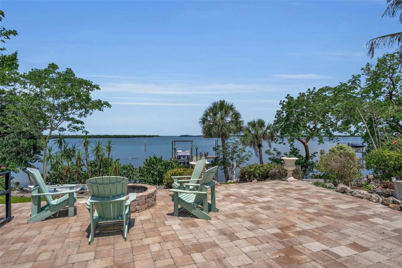 70 Mound Place, Terra Ceia, FL 34250 Photo