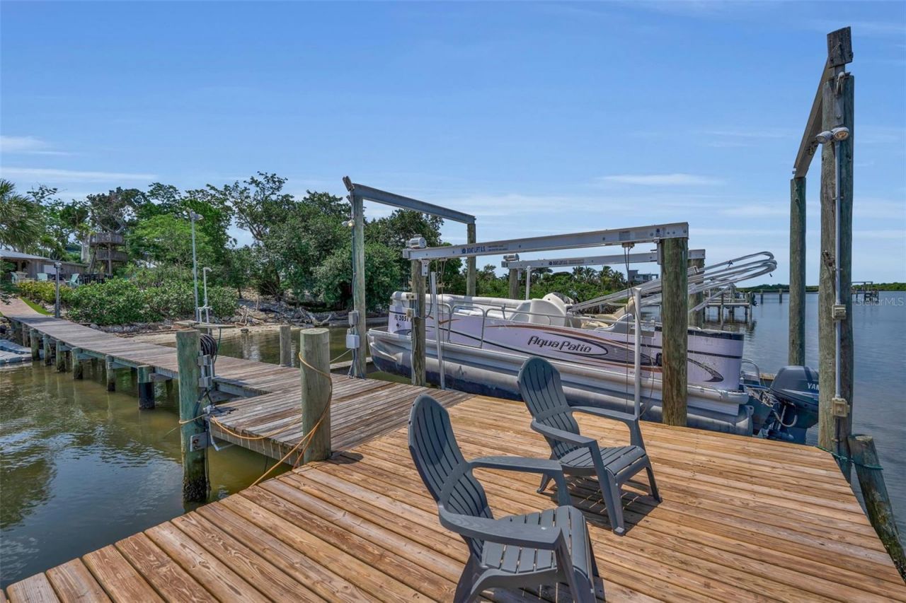70 Mound Place, Terra Ceia, FL 34250 Photo