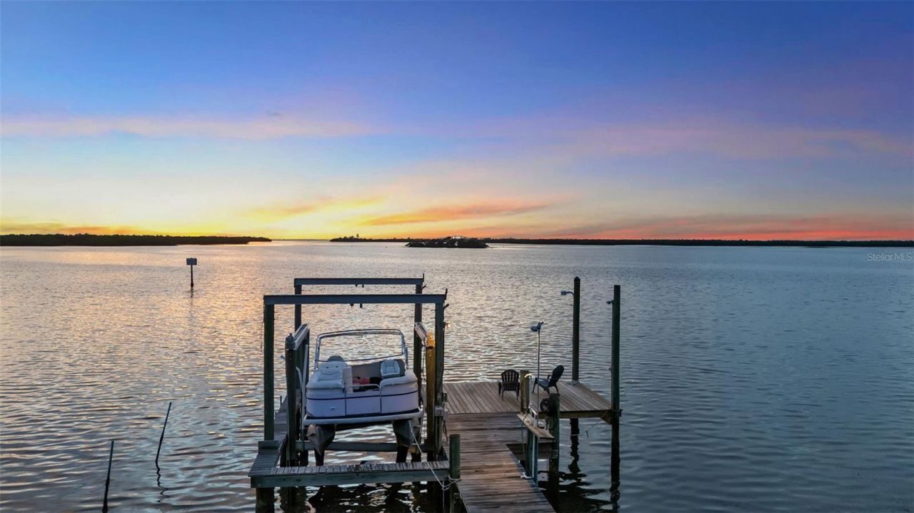 70 Mound Place, Terra Ceia, FL 34250 Photo