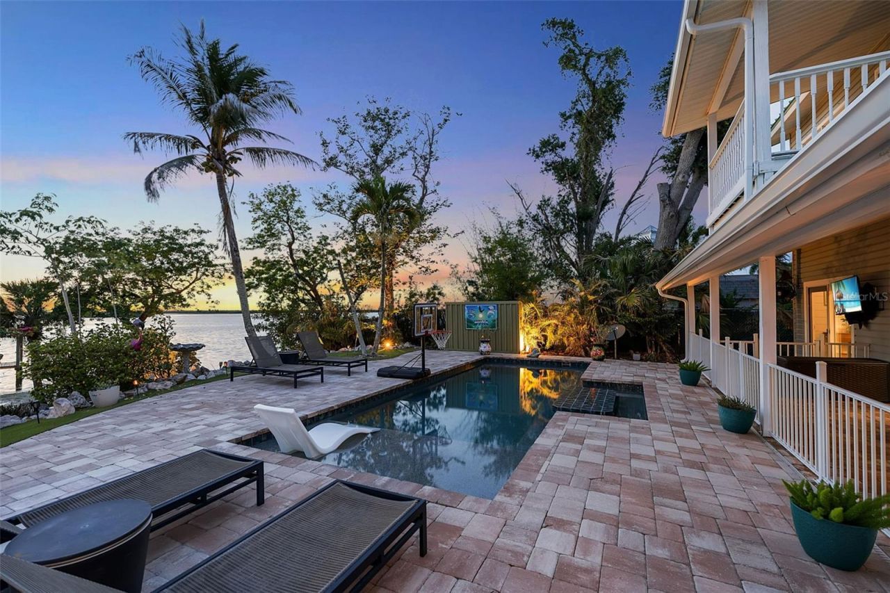 70 Mound Place, Terra Ceia, FL 34250 Photo