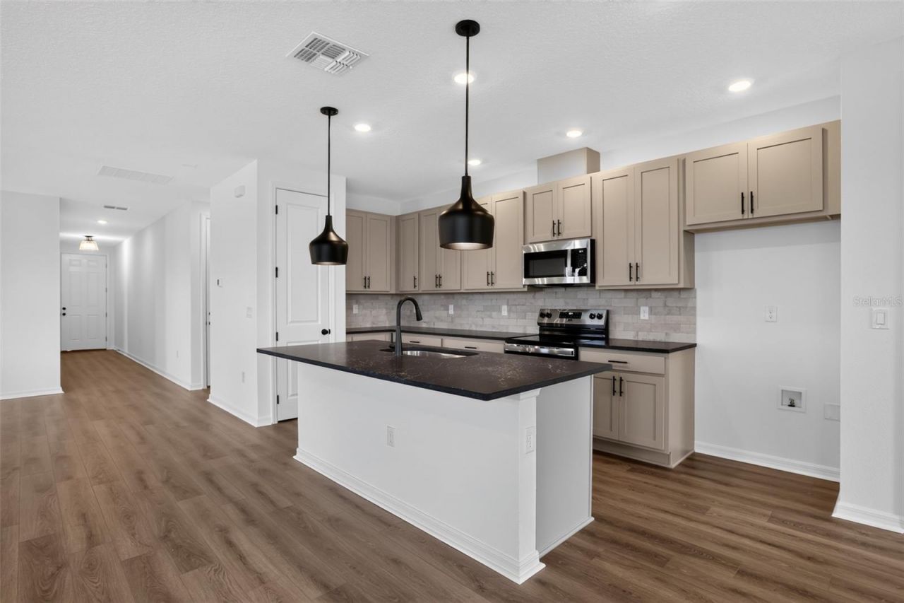 30149 Misty Pines Road , Mount Dora, FL 32757 Photo