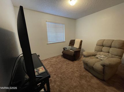230 N Mountain View Street, Yerington, NV 89447 Photo