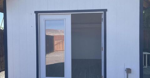 230 N Mountain View Street, Yerington, NV 89447 Photo