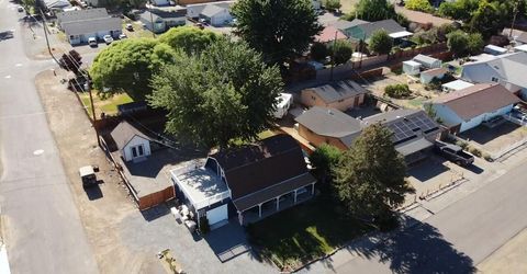 230 N Mountain View Street, Yerington, NV 89447 Photo