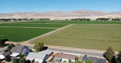 230 N Mountain View Street, Yerington, NV 89447 Photo