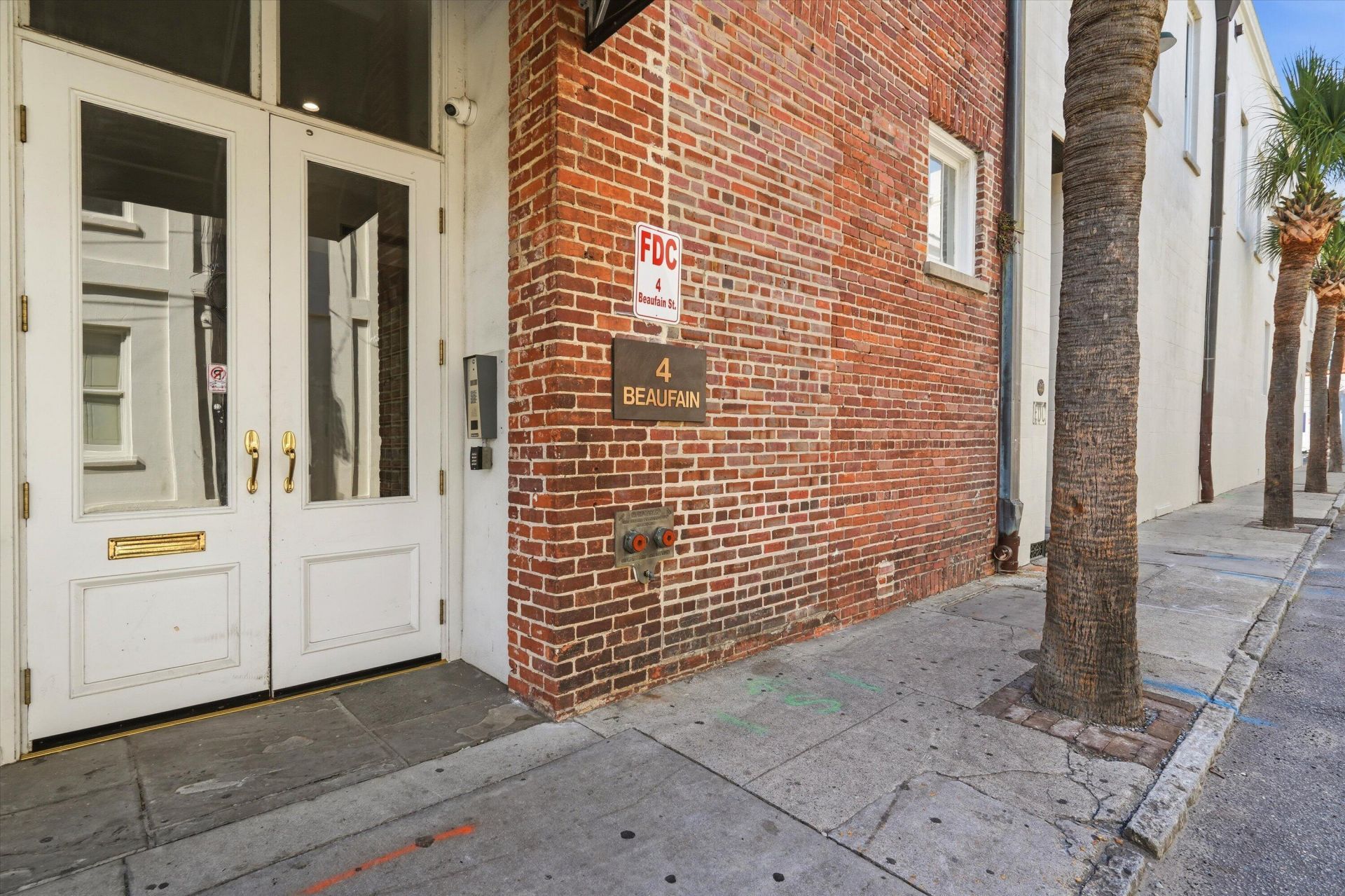 4 Beaufain Street Photo 3