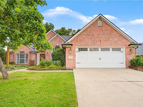 5304 44th Place , Rogers, AR 72758