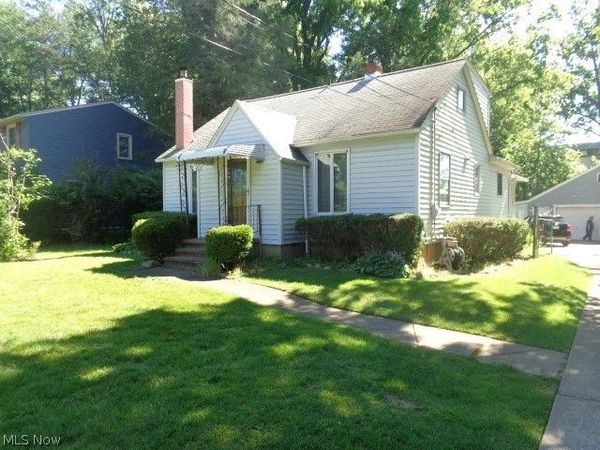 4455 Root Road, North Olmsted, OH 44070