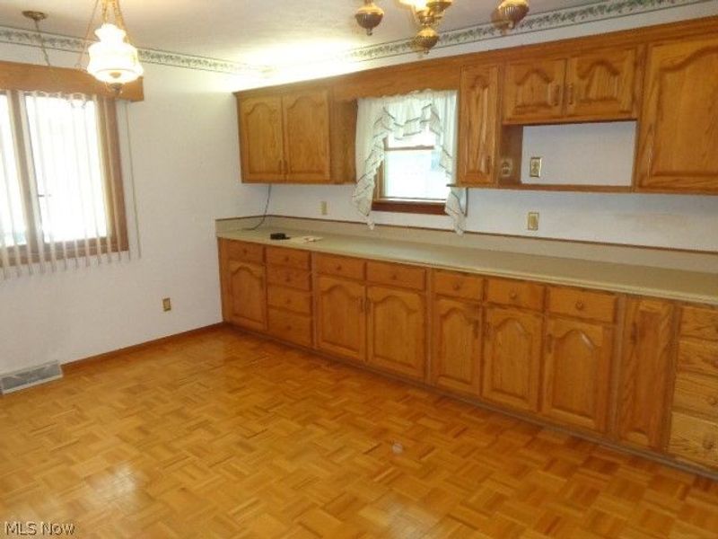 4455 Root Road, North Olmsted, OH 44070 Photo 12