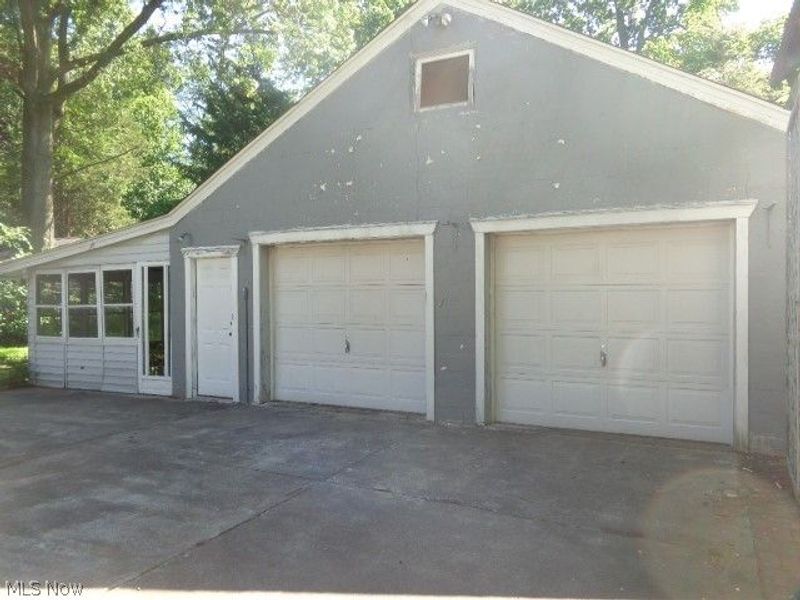 4455 Root Road, North Olmsted, OH 44070 Photo 32