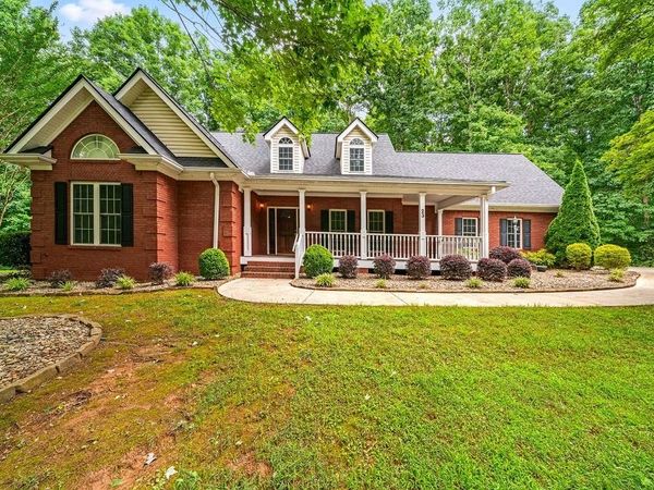 23 Lookout Court , Dallas, GA 30132