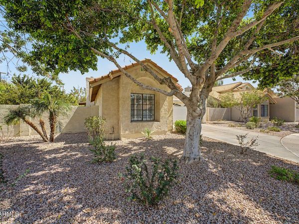 1202 W SEA BASS Court, Gilbert, AZ 85233