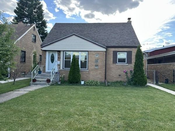 1506 Forest Avenue , Calumet City, IL 60409