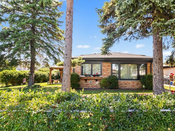 2196 Spruce Avenue , Des Plaines, IL 60018