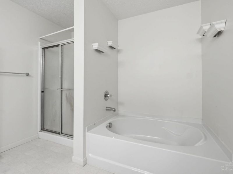 6759 Cloudscape Way, Hamilton Twp, OH 45039 Photo 9
