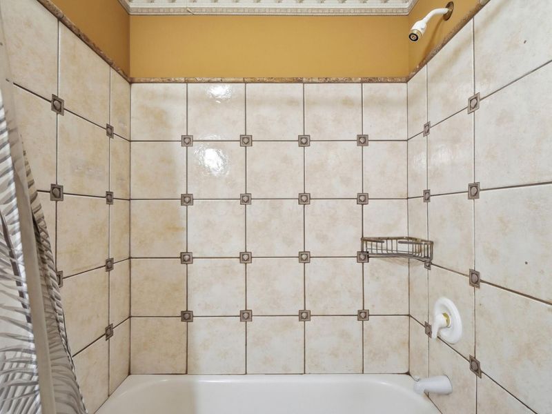 70 Lantern Chase Drive, Delaware, OH 43015 Photo 32