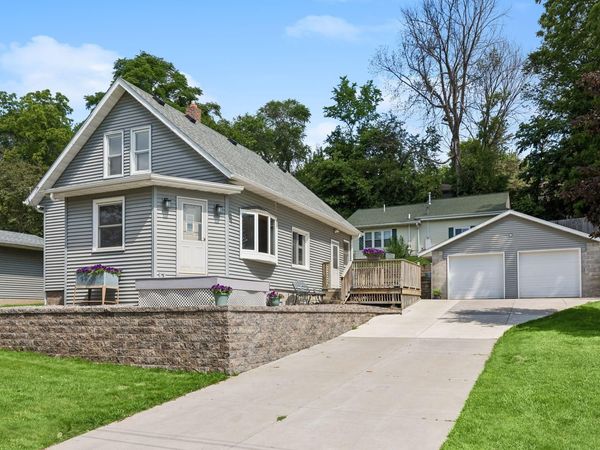 520 Hawthorn Street, Red Wing, MN 55066