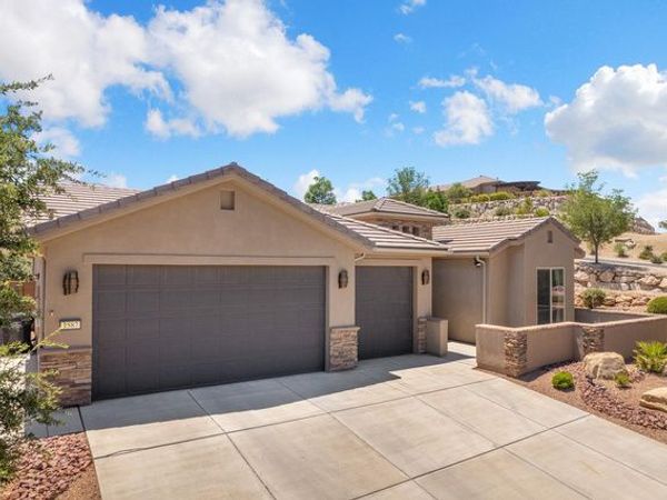 1587 W WHITESTONE DR , St. George, UT 84790
