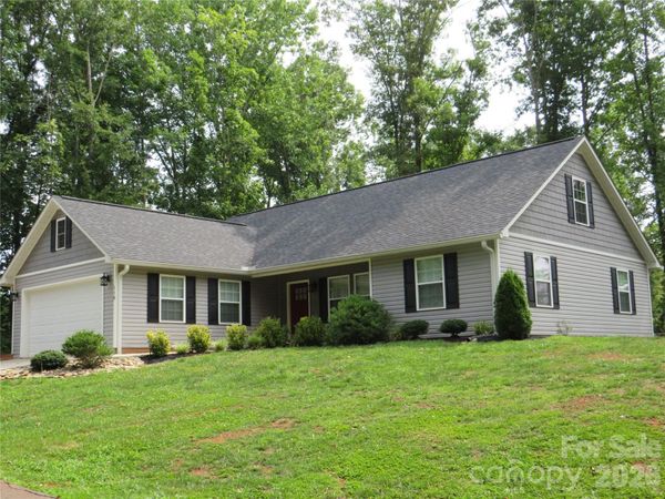 118 Tallyhoe Street , Forest City, NC 28043