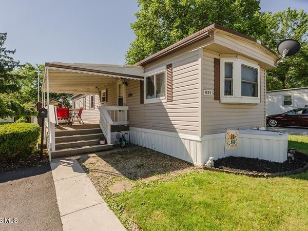 1875 Huntington Drive , Findlay, OH 45840