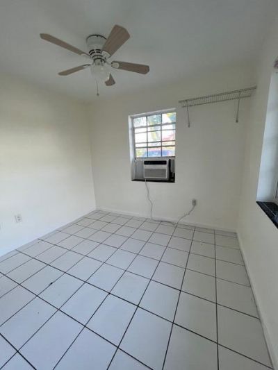 626 S Federal Highway, Unit 5, Lake Worth Beach, FL 00000 Photo