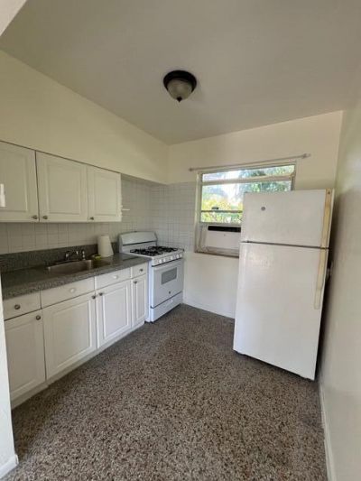 626 S Federal Highway, Unit 5, Lake Worth Beach, FL 00000 Photo
