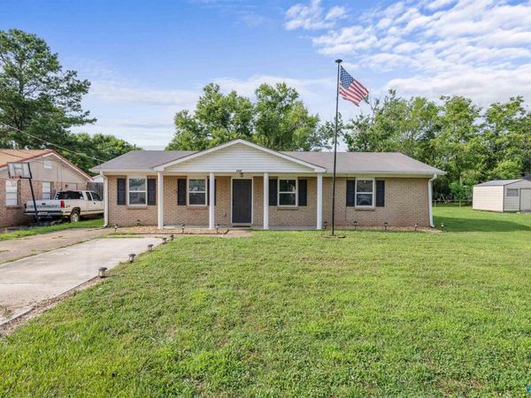 2421 Yorkshire Drive SW, Huntsville, AL 35803