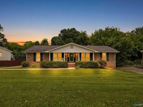7613 Fleming Hills Drive SW, Huntsville, AL 35802
