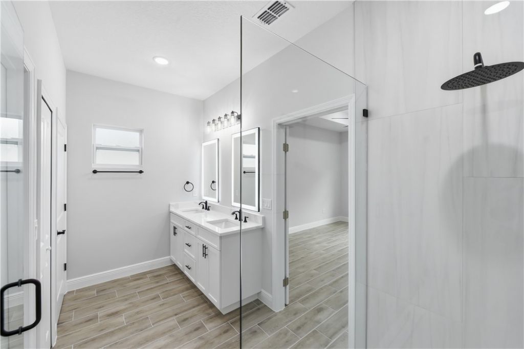 7825 96th Avenue, Vero Beach, FL 32967 Photo