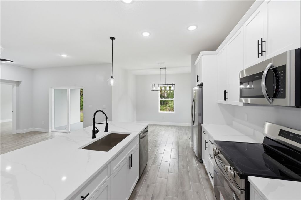 7825 96th Avenue, Vero Beach, FL 32967 Photo