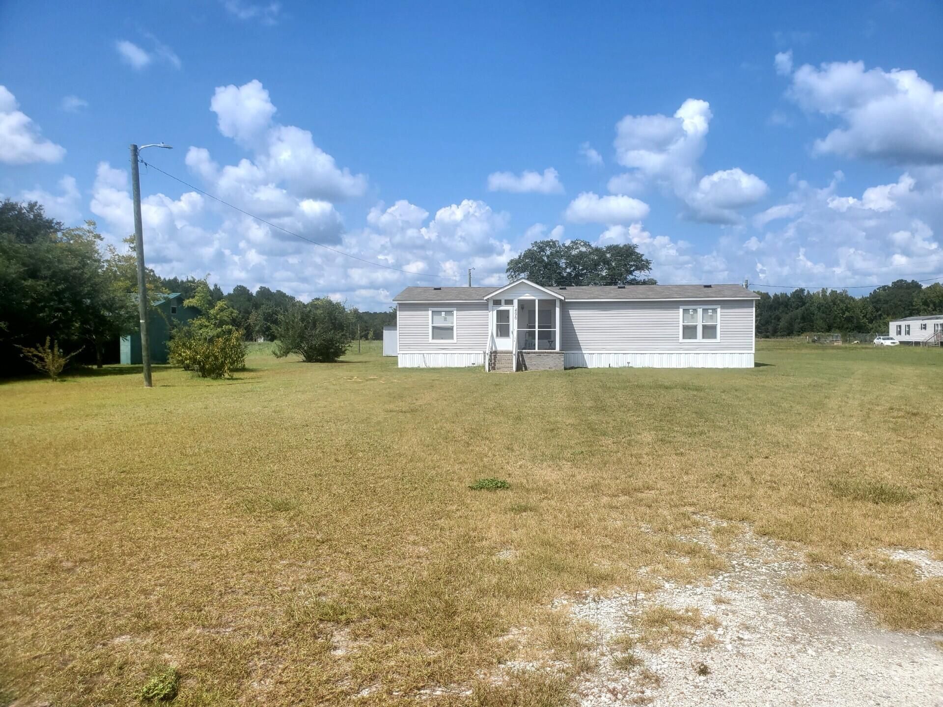 496 Hollyhock Road Photo 1