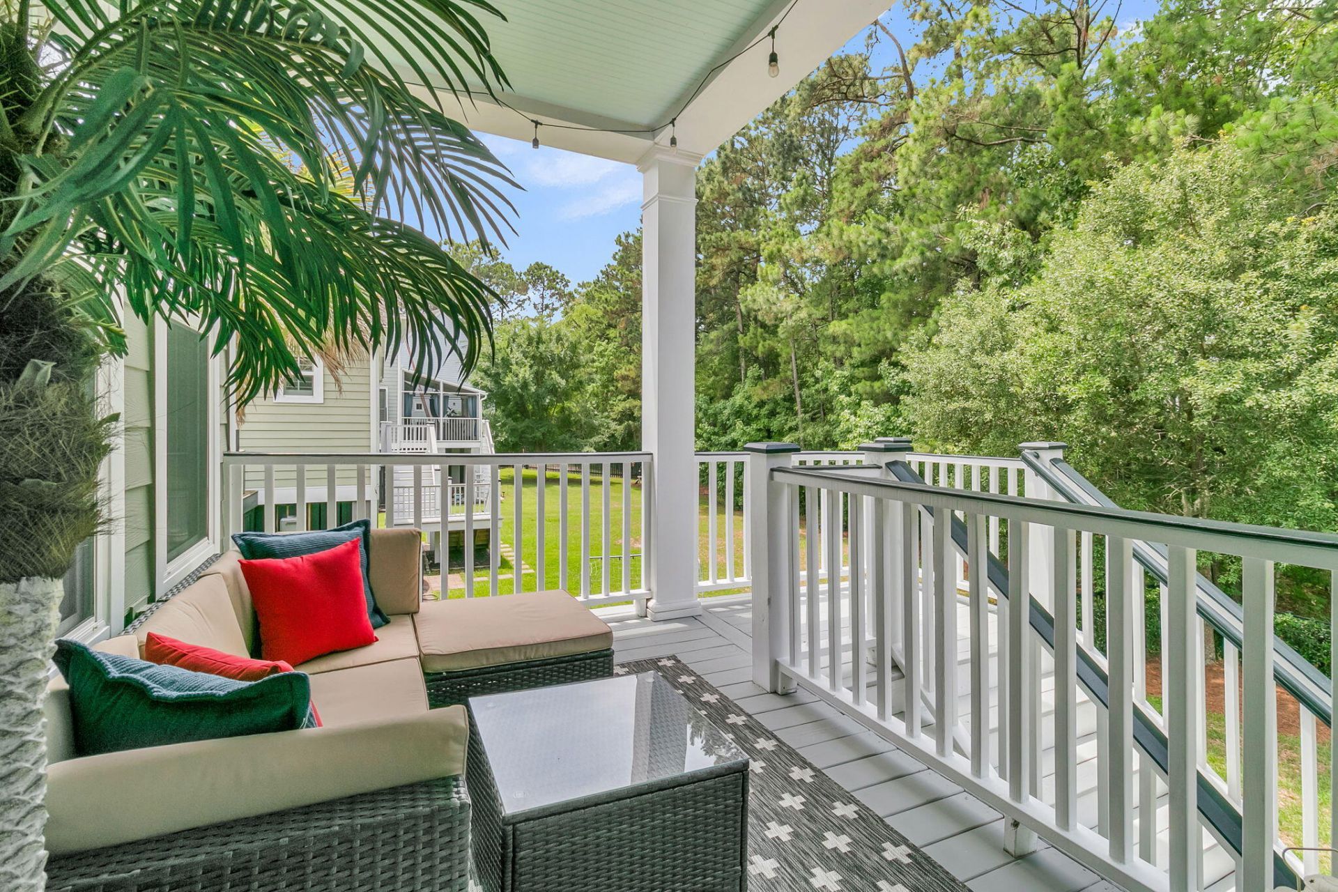 1053 Victoria Road Photo 17