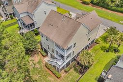 1053 Victoria Road photo 4