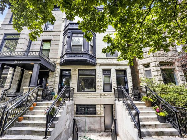 2522 N Burling Street, Unit 2, Chicago, IL 60614