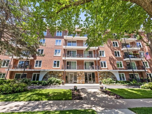 2333 Central Street , Unit 206, Evanston, IL 60201