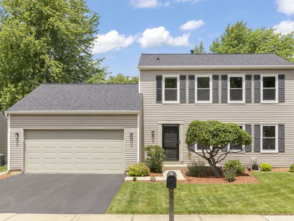 3020 Middlebury Court, Aurora, IL 60504