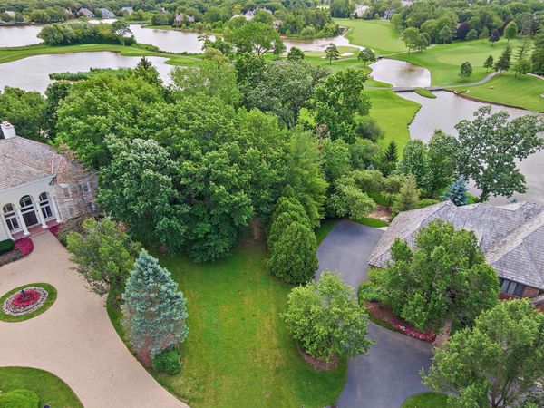 57 Hillburn Lane , North Barrington, IL 60010