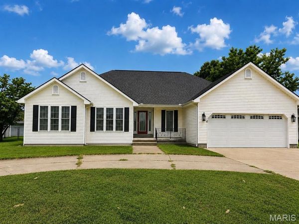 815 Woodruff , Sikeston, MO 63801