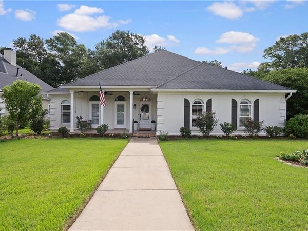 1087 Southern Way Court, Mobile, AL 36609