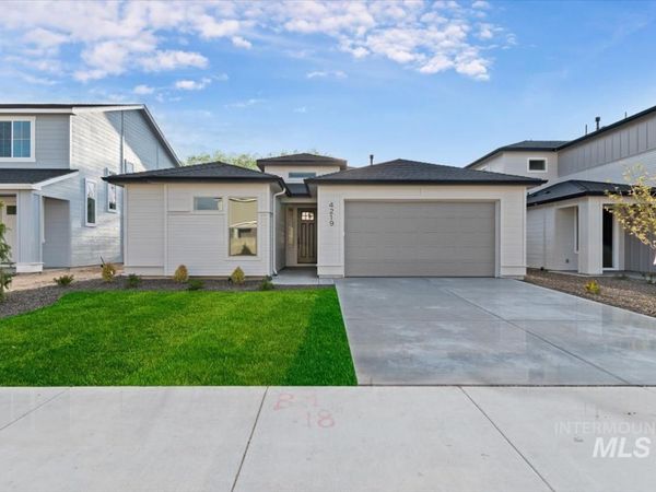 881 S Contusion Ave., Nampa, ID 83687