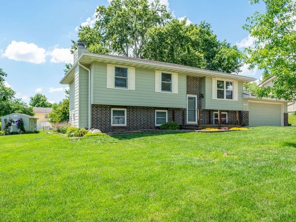 6700 NW 52nd Court, Johnston, IA 50131