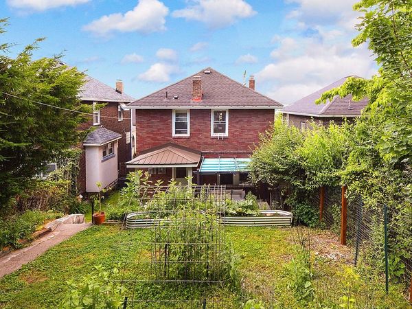 2243 S Braddock Ave, Pittsburgh, PA 15218