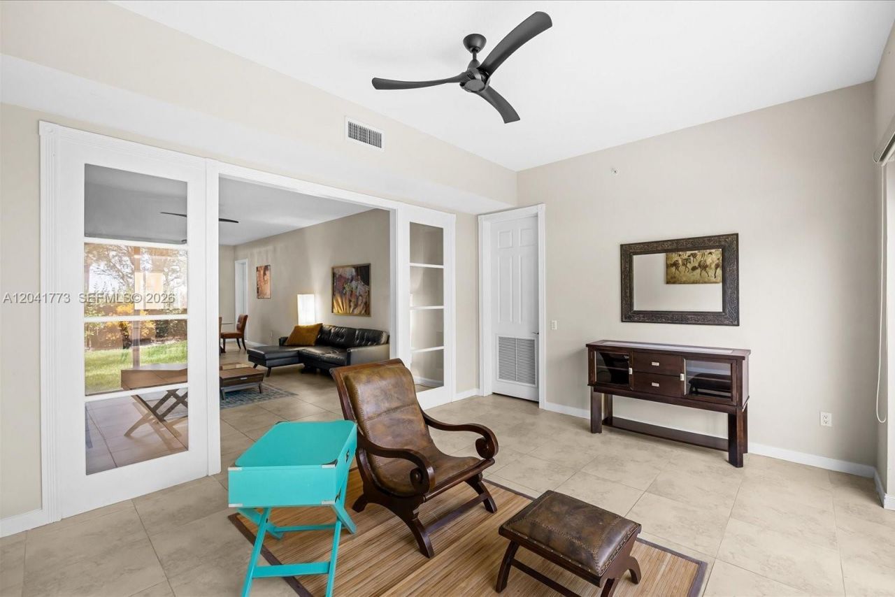 38 E Harbour Isle Dr E , Unit 104, Fort Pierce, FL 34949 Photo