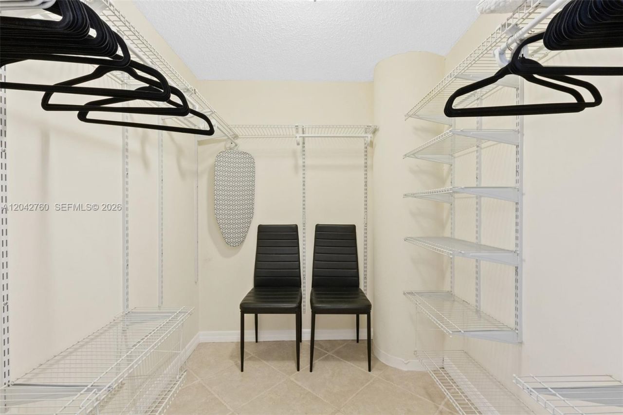3725 S Ocean Dr , Unit 921, Hollywood, FL 33019 Photo