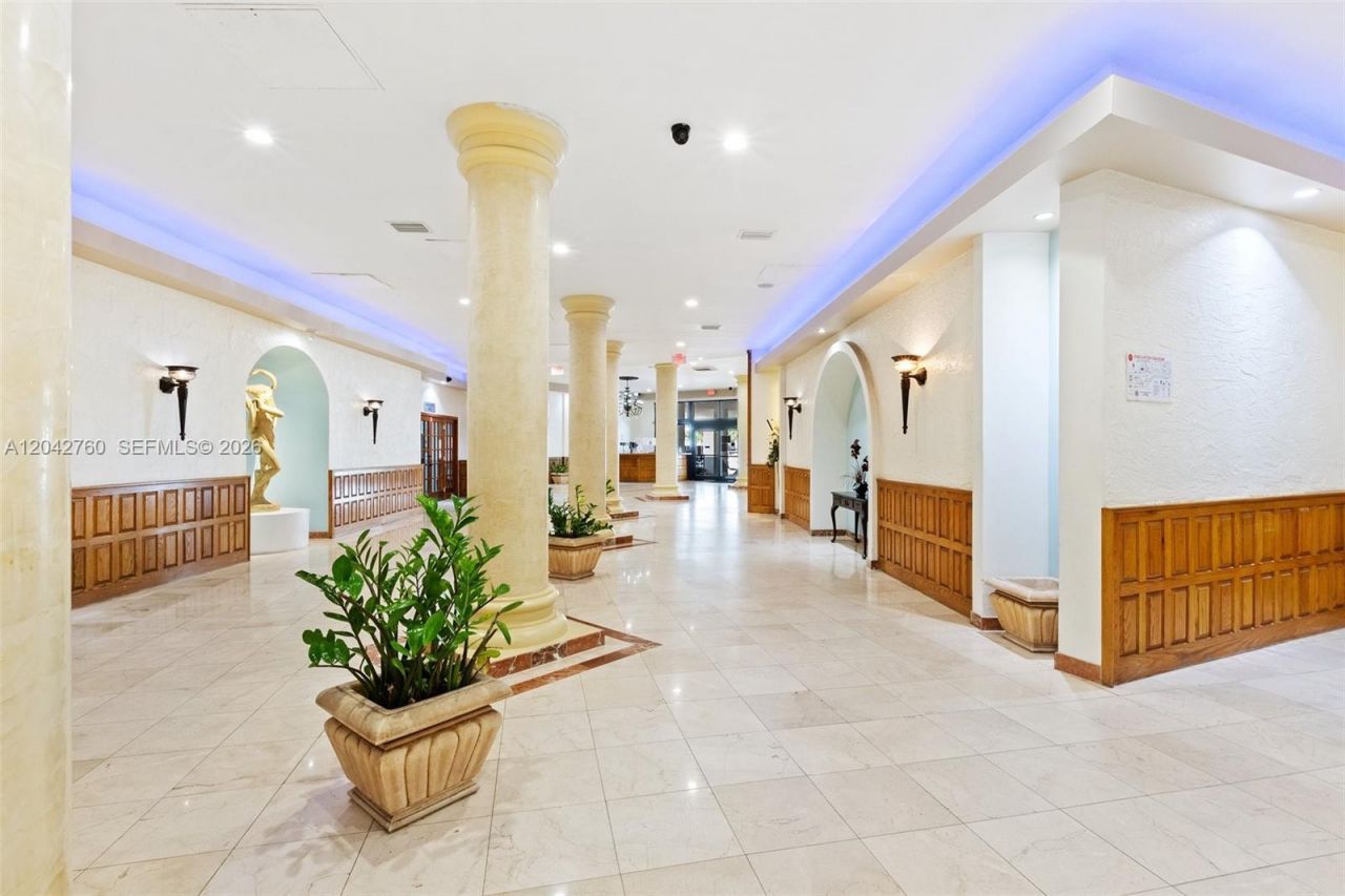 3725 S Ocean Dr , Unit 921, Hollywood, FL 33019 Photo