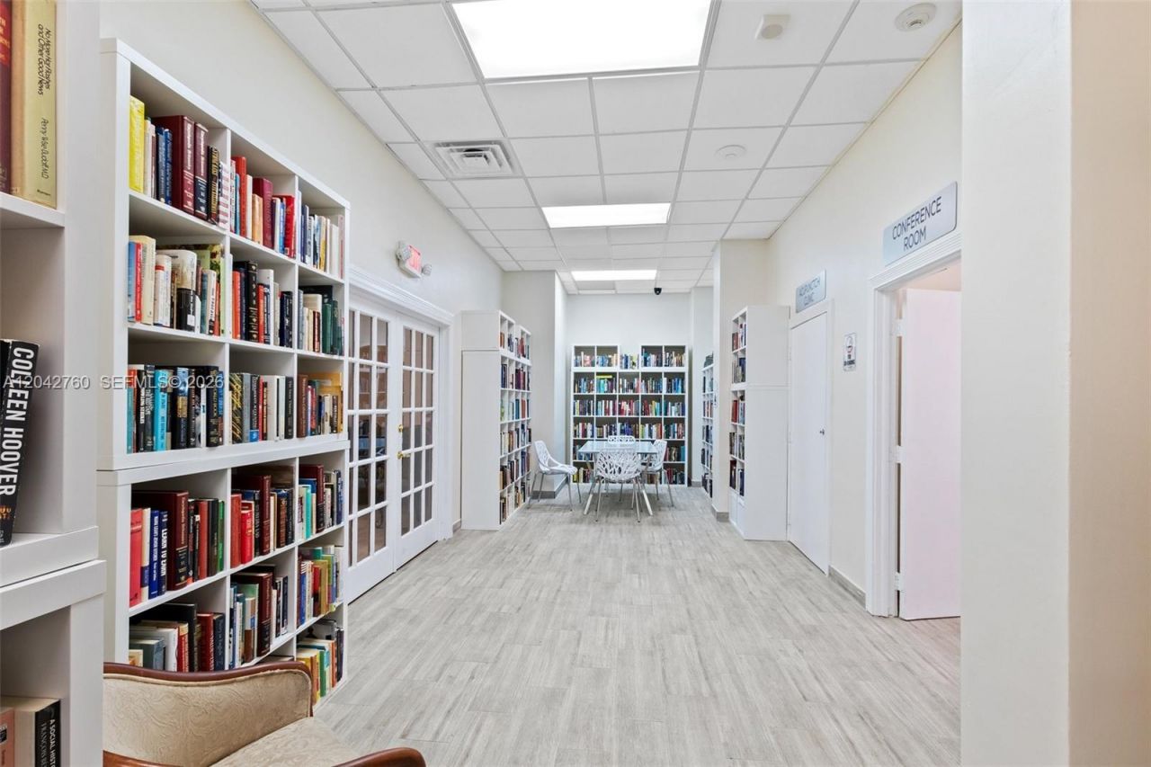 3725 S Ocean Dr , Unit 921, Hollywood, FL 33019 Photo