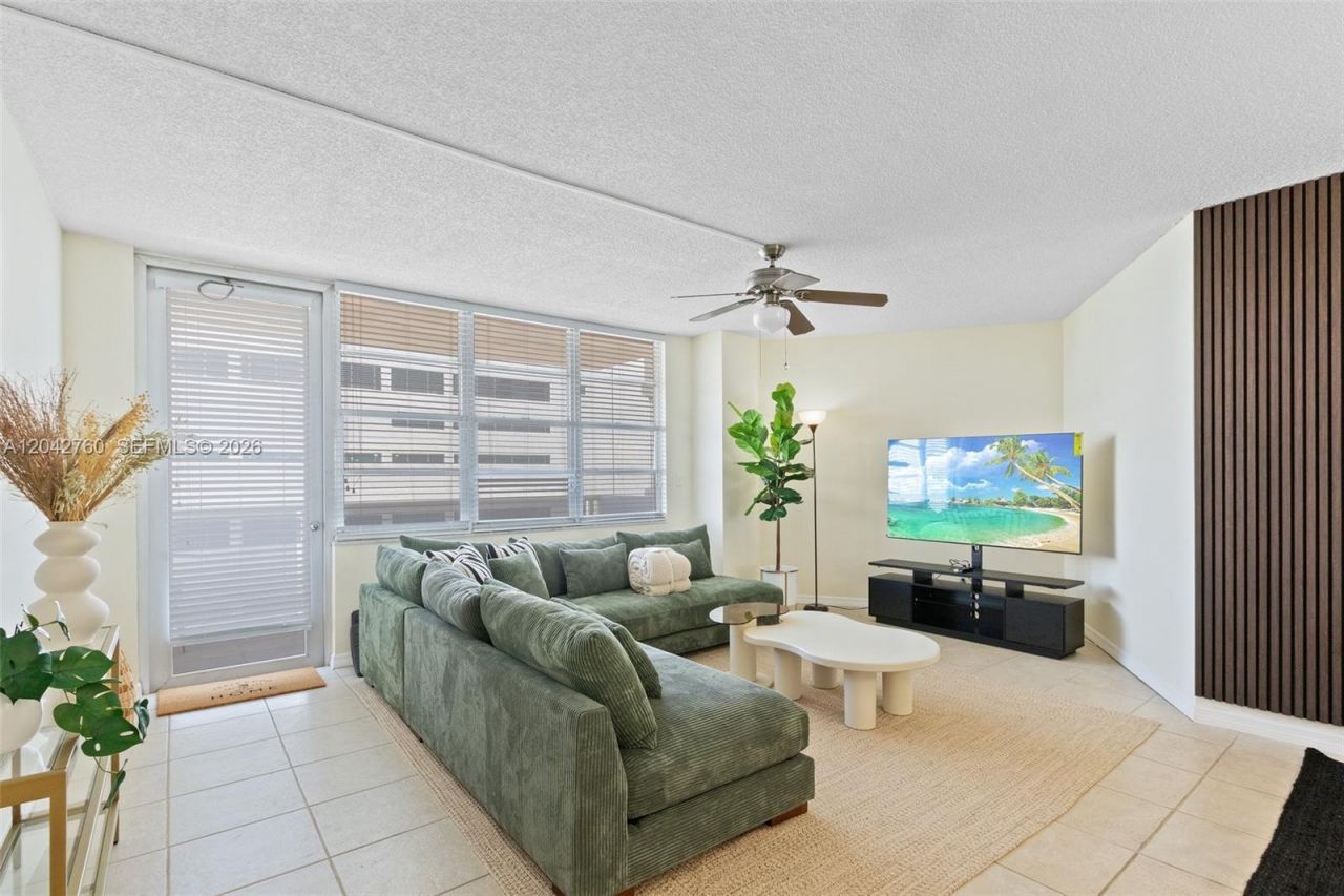 3725 S Ocean Dr , Unit 921, Hollywood, FL 33019 Photo