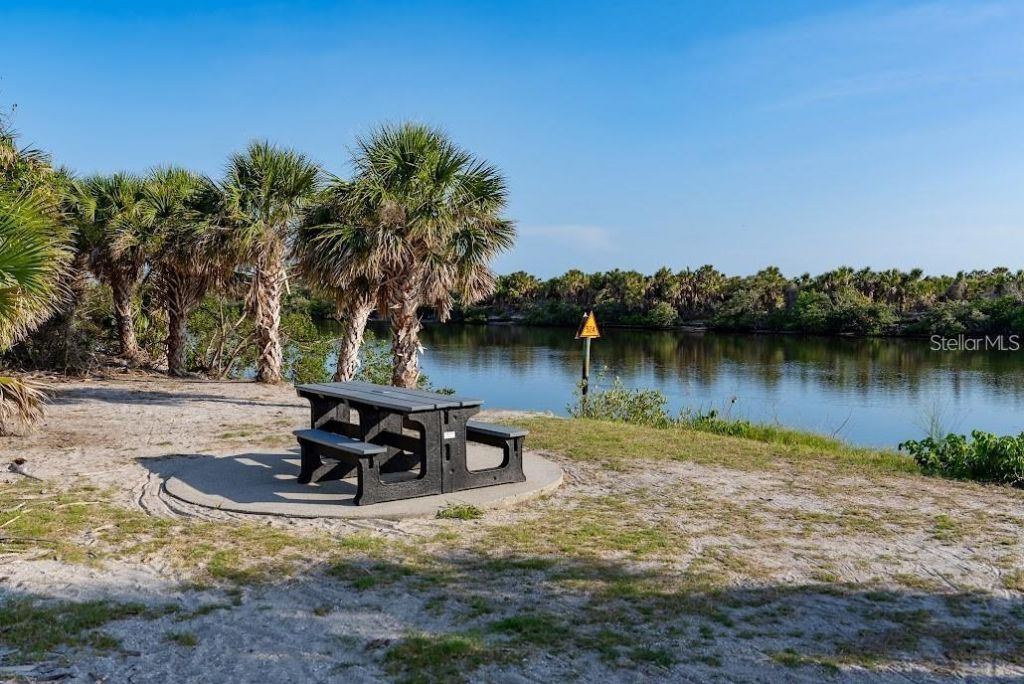 412 Pine Tree Terrace, Venice, FL 34293 Photo
